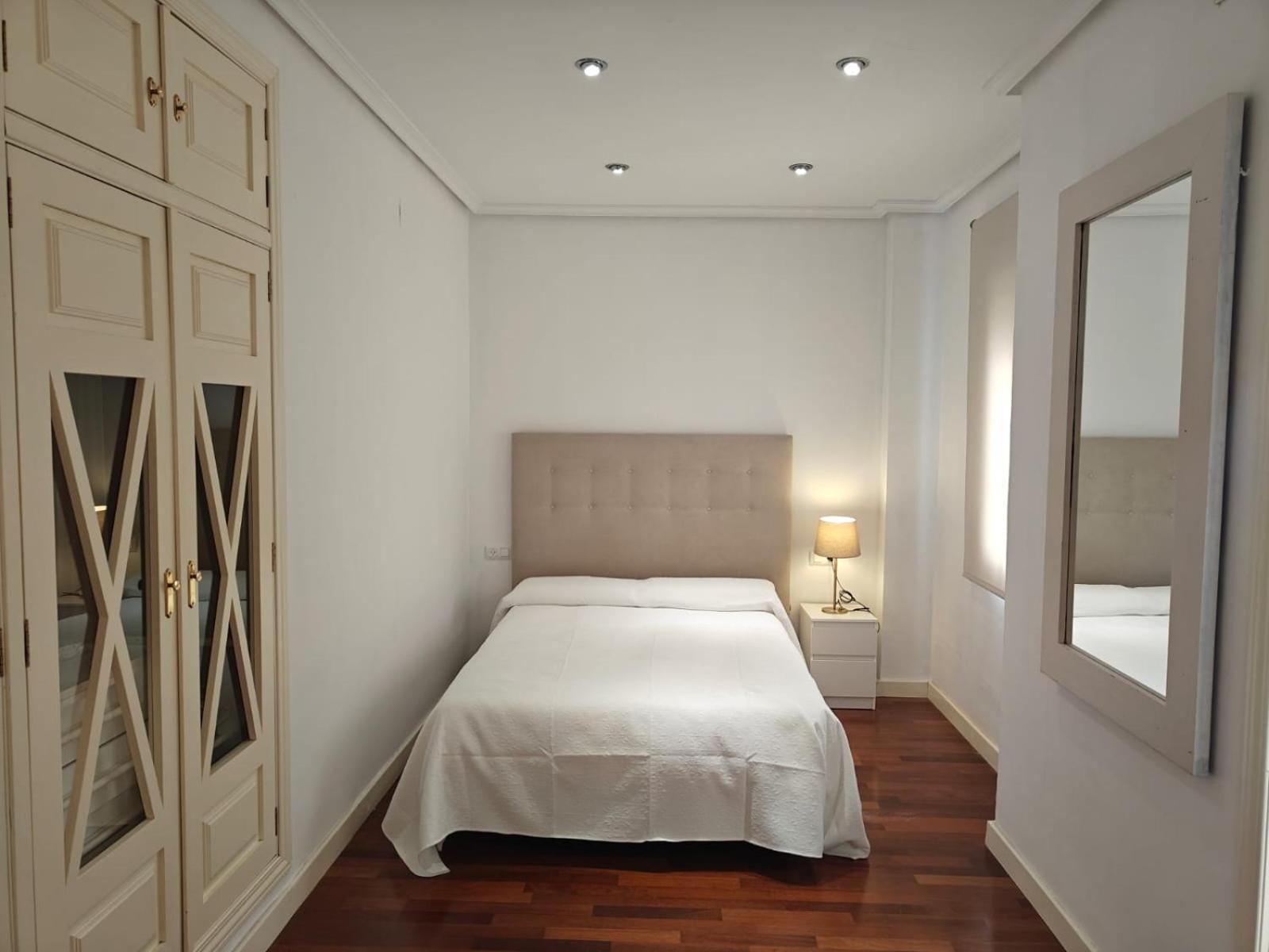 Gran Capitan Luxury Center Apartment- Parking Cordoba Luaran gambar